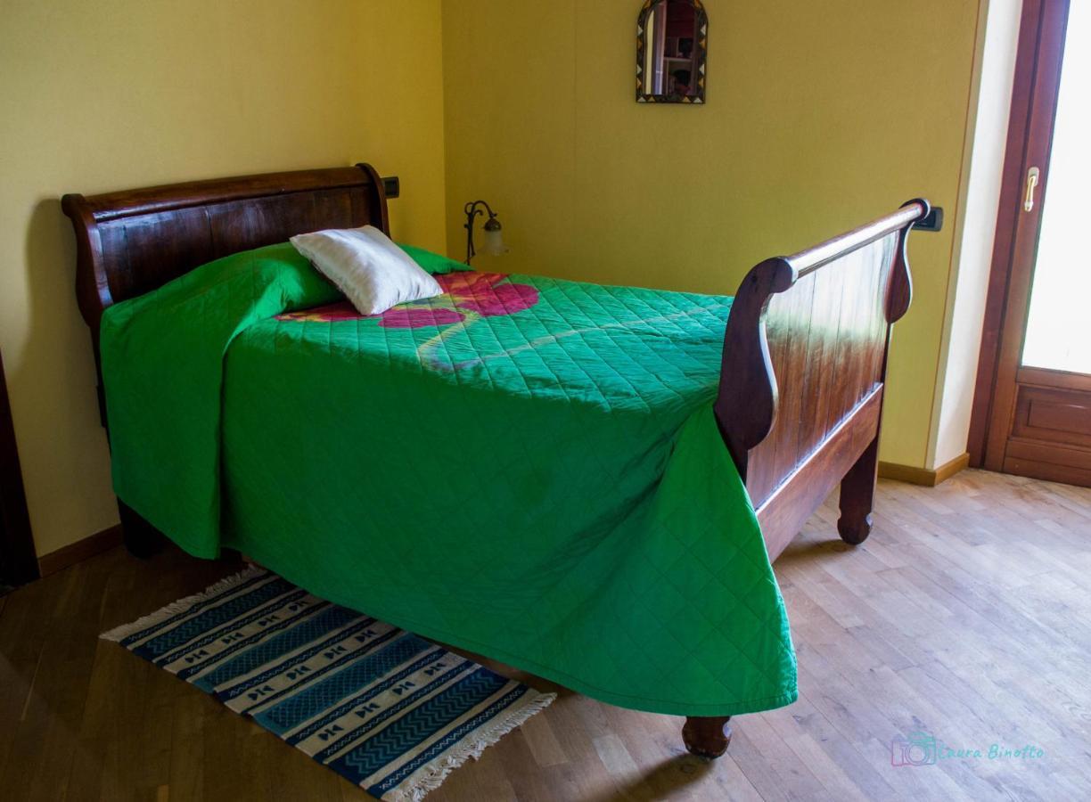 Antiche Vie B&B Serramazzoni ภายนอก รูปภาพ