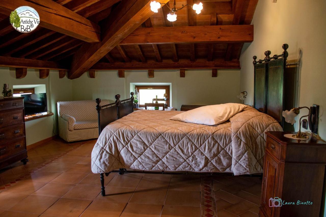 Antiche Vie B&B Serramazzoni ภายนอก รูปภาพ
