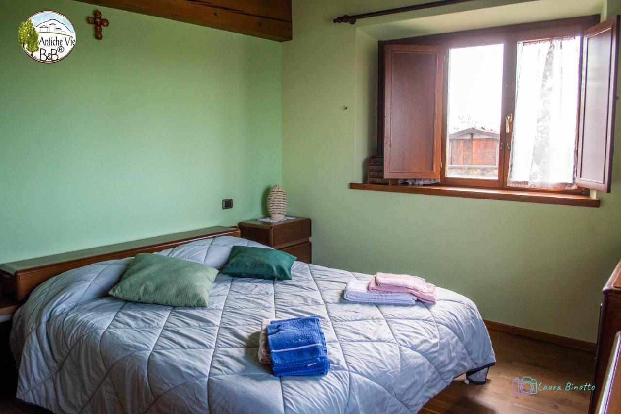 Antiche Vie B&B Serramazzoni ภายนอก รูปภาพ