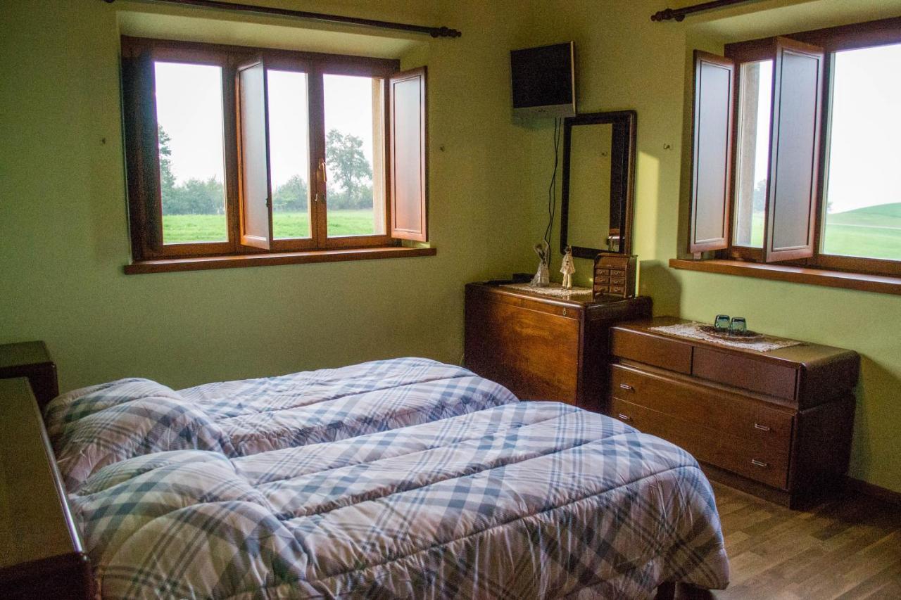 Antiche Vie B&B Serramazzoni ภายนอก รูปภาพ